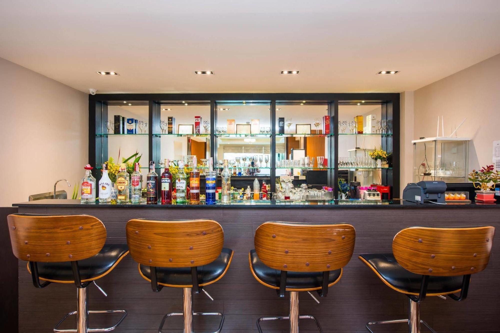 Ao Nang Tetris Hotel מראה חיצוני תמונה